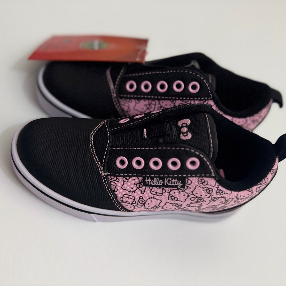 Heeley’s Heeley’s Pro 20 Hello Kitty Size 13C - Picture 5 of 7